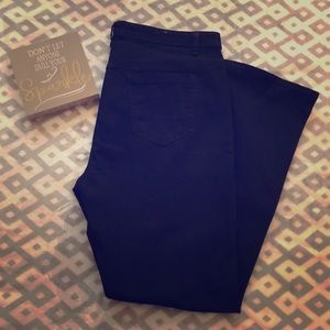 Tommy Hilfiger Black bootcut jeans!